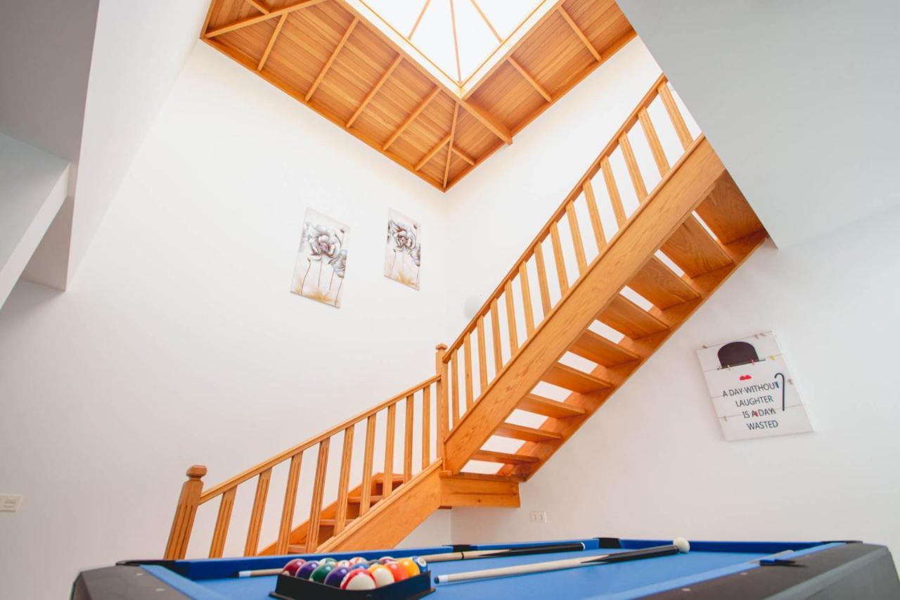 Villa Vista Reina - Luxury 6 Bedroom - Heated Pool- Views - Pool Table - Vista Lobos - Playa Blanca Exterior photo